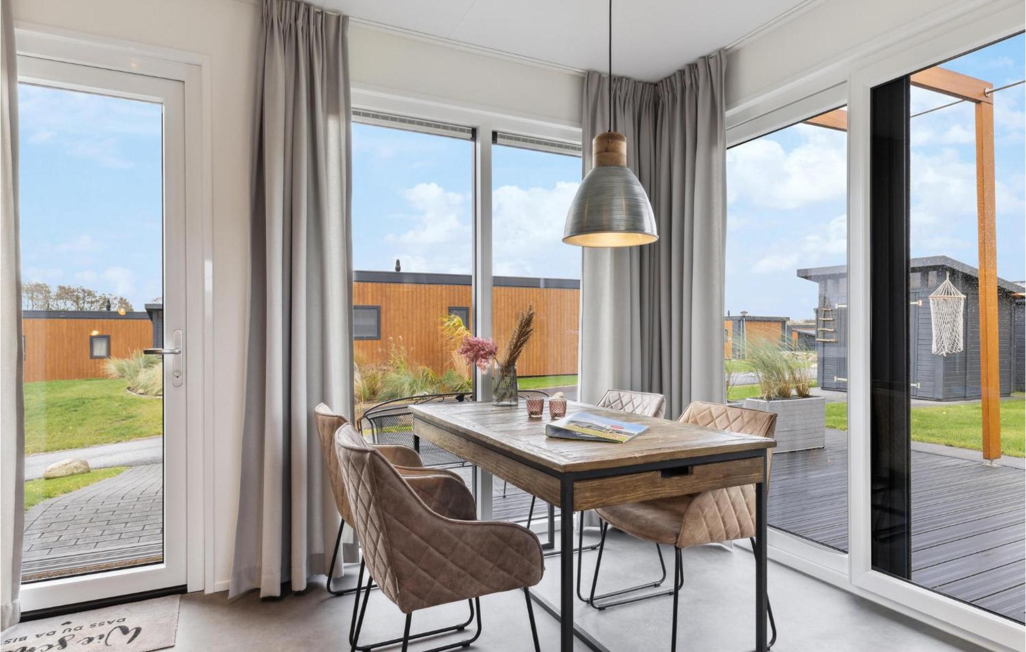 2 Bedroom Cozy Home In Suesel 外观 照片